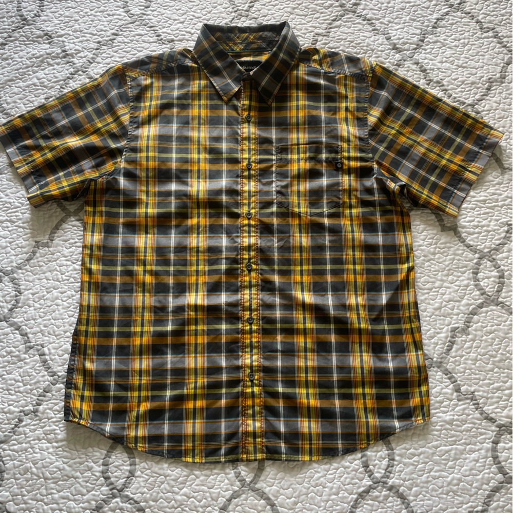 Marmot Grey, Orange, and Yellow Plaid Short Sleeve Button Up Shirt Men’s XL
